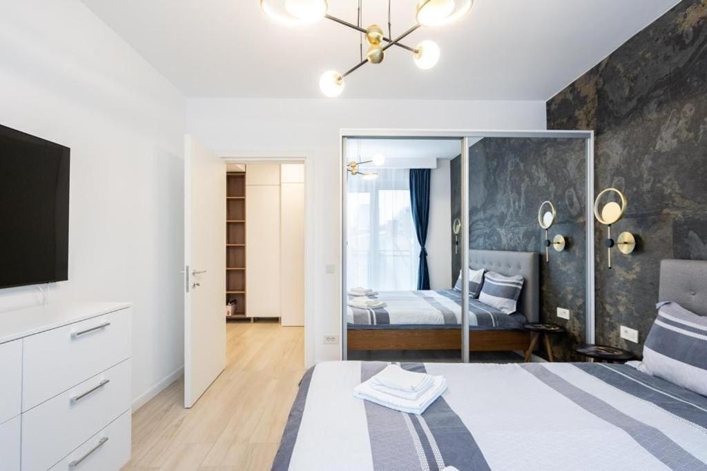 Blue Velvet Apartment Bucureşti Ngoại thất bức ảnh