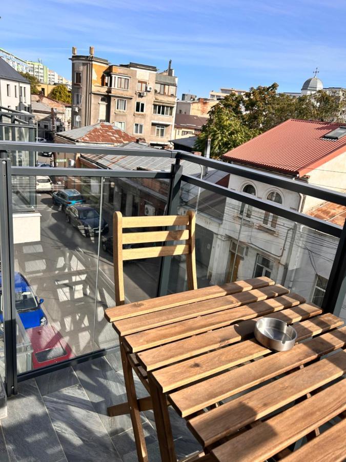 Blue Velvet Apartment Bucureşti Ngoại thất bức ảnh