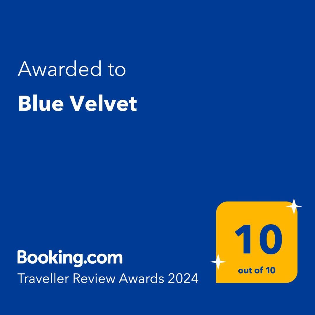 Blue Velvet Apartment Bucureşti Ngoại thất bức ảnh